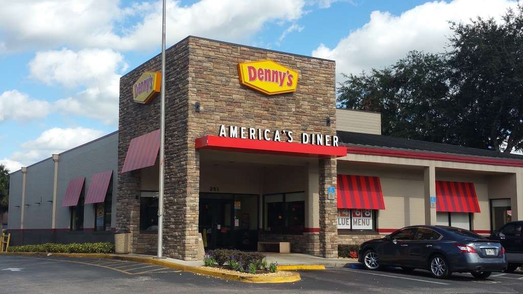 Dennys | 351 E Main St, Apopka, FL 32703, USA | Phone: (407) 703-2738