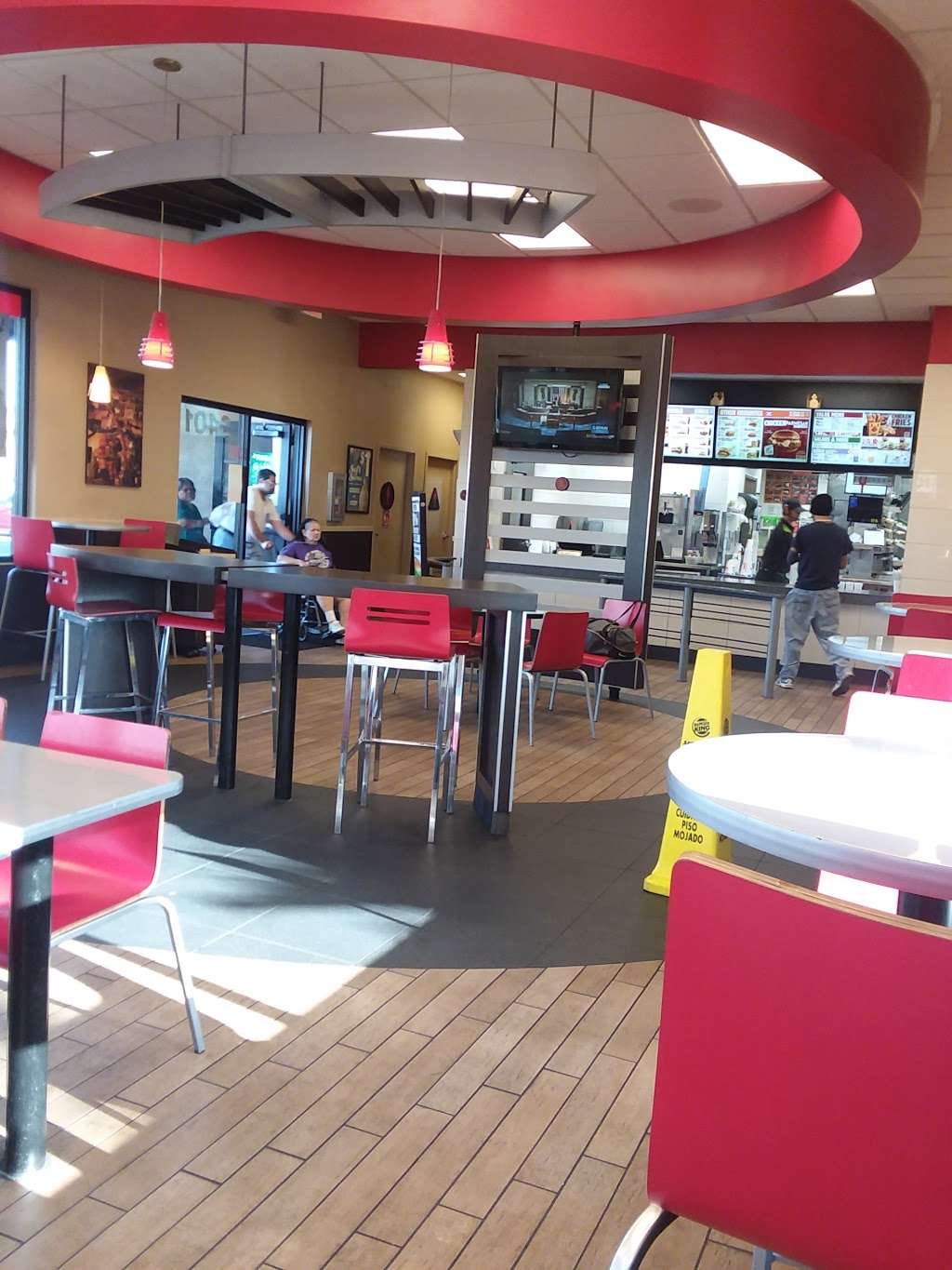 Burger King | 3401 E Tropicana Ave, Las Vegas, NV 89121, USA | Phone: (702) 458-8778