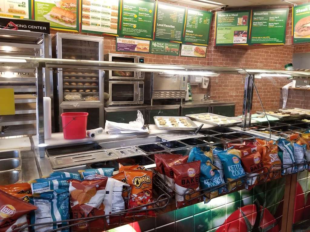 Subway | Zocalo Shopping Center, 1050 W Colfax Ave Unit D, Denver, CO 80204 | Phone: (303) 572-3700