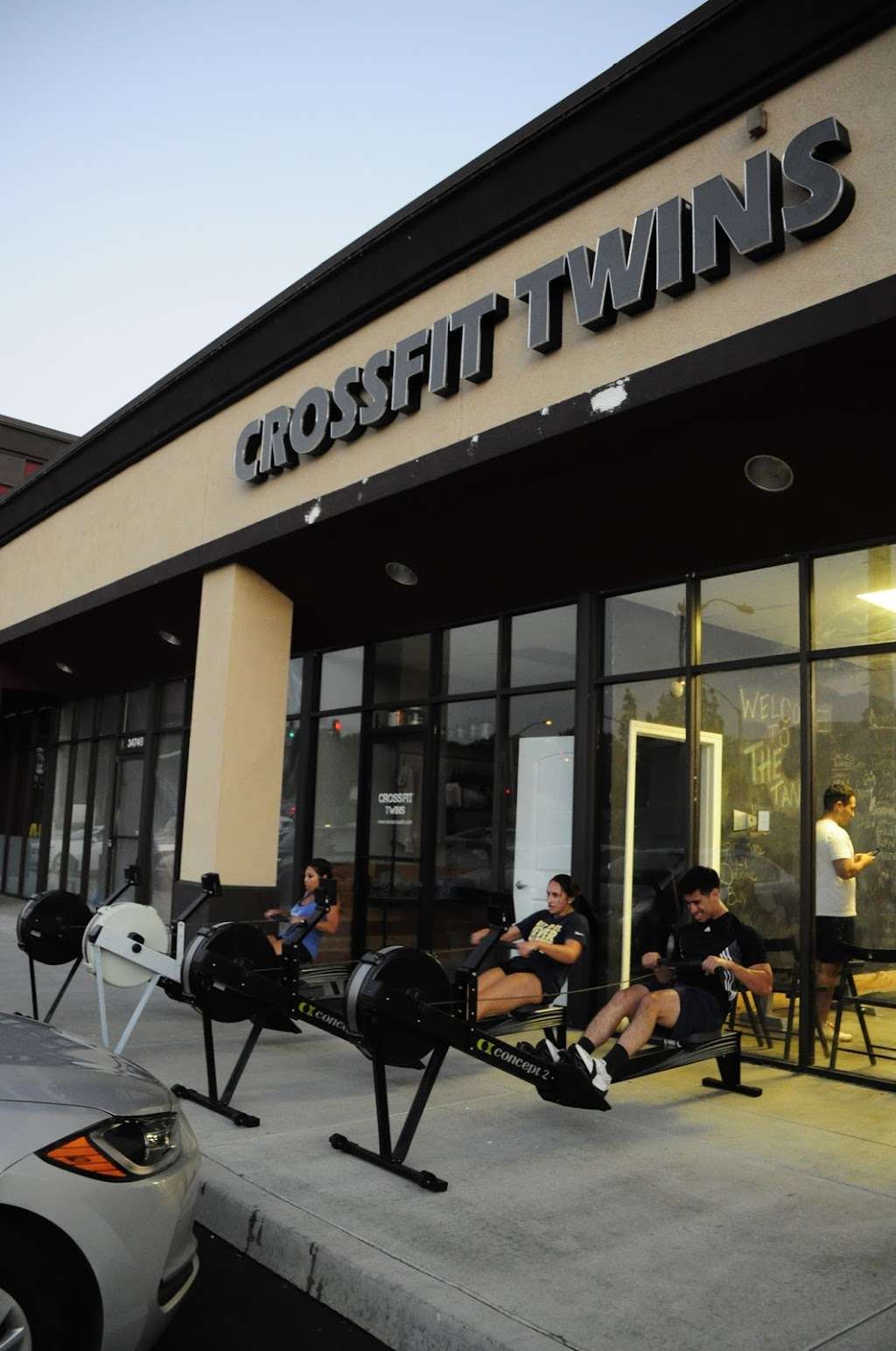 Twins CrossFit | 3472 E Orangethorpe Ave, Anaheim, CA 92806, USA | Phone: (657) 263-4600