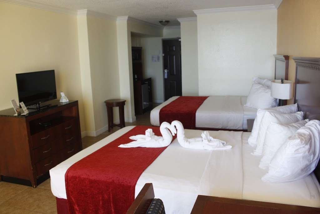 Mayan Inn | 103 S Ocean Ave, Daytona Beach, FL 32118, USA | Phone: (386) 252-2378