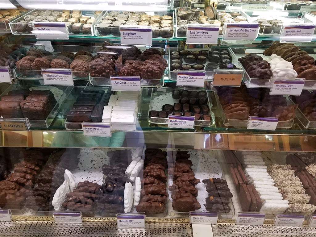 Rocky Mountain Chocolate | 28200 CA-189 c200, Lake Arrowhead, CA 92352, USA | Phone: (909) 337-4909