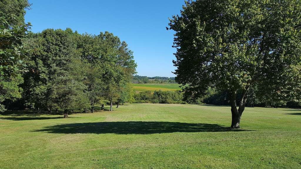 Monmouth Battlefield Visitor Center | Combs Hill, Monmouth Battlefield State Park, Manalapan Township, NJ 07726, USA | Phone: (732) 462-9616