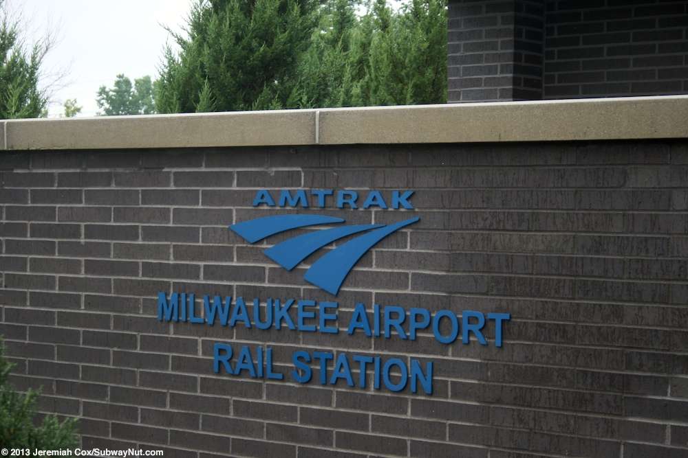 Amtrak Milwaukee Airport Parking | 5601 S 6th St, Milwaukee, WI 53221, USA | Phone: (414) 747-4580