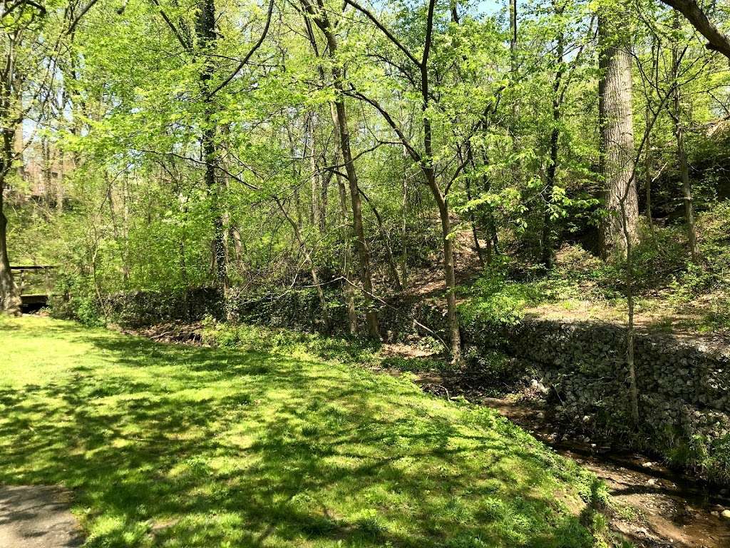 Wynnewood Valley Park | 1505 Remington Rd, Penn Wynne, PA 19096, USA | Phone: (610) 645-6220