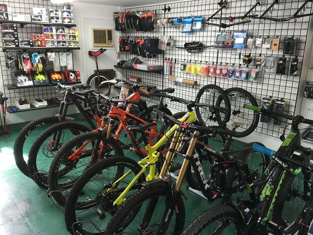 D & D Cycle Sports | 1775 NY-300, Newburgh, NY 12550, USA | Phone: (845) 863-5917