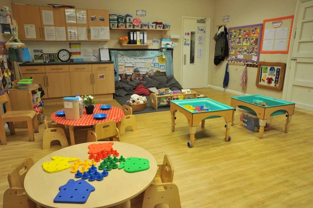 Bright Horizons Teddies Loughton Day Nursery and Preschool | Caretakers House, Willingale Rd, Loughton IG10 2BQ, UK | Phone: 020 3780 3055