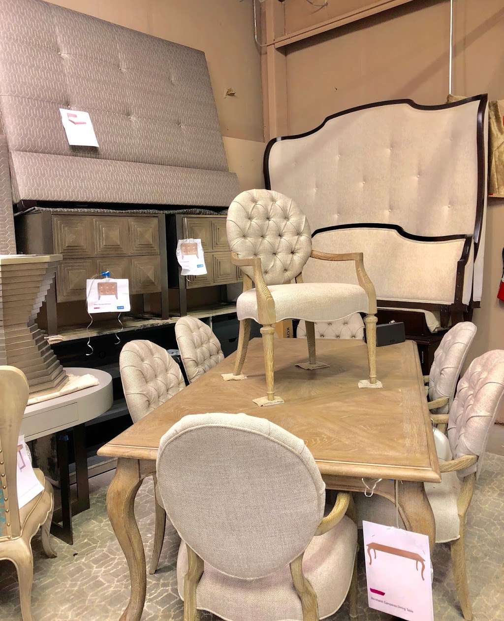 DecorLUXE and The Pick-it Furniture | 21348 Catawba Ave, Cornelius, NC 28031, USA | Phone: (704) 727-2668