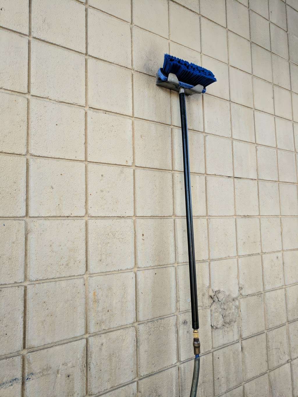 coin operated carwash | Camarillo, CA 93010, USA