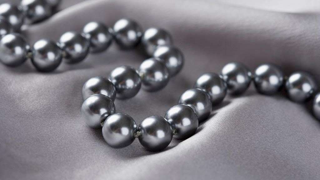 Southern Belle Pearls with Katie Abell | 9416 Spring House Ln, Laurel, MD 20708, USA | Phone: (615) 603-9787