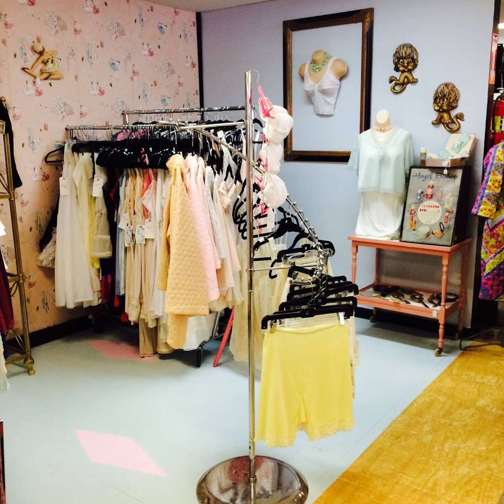 The Vintage Gypsy 2028 E Southport Rd Floor 2 Indianapolis In