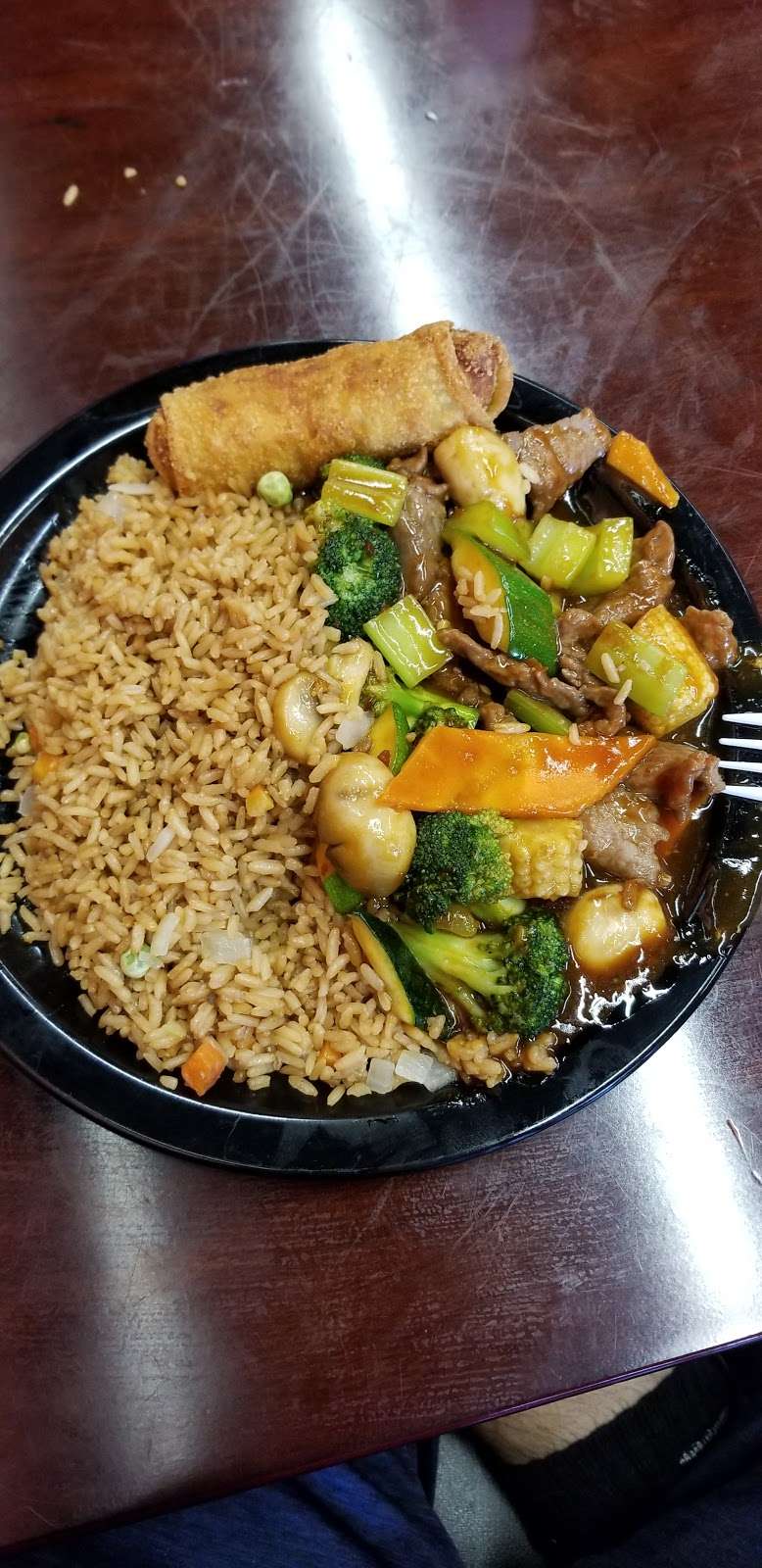 Yummy’s Express Asian Fusion | 11701 International Dr #430, Orlando, FL 32821 | Phone: (407) 778-1143