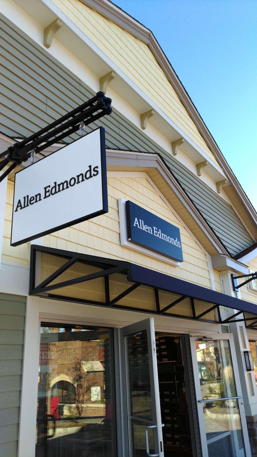 Allen Edmonds | 692 Bluebird Ct, Central Valley, NY 10917 | Phone: (845) 460-5001