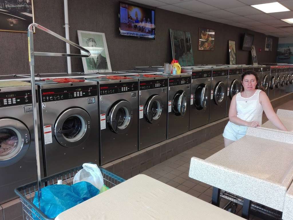 Plaza Laundromat | 375 Franklin Ave, Belleville, NJ 07109, USA | Phone: (973) 302-7048