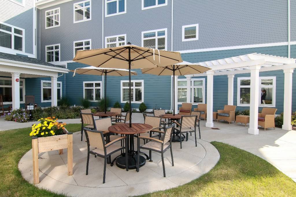 Benchmark Senior Living on Clapboardtree | 40 Clapboardtree St, Norwood, MA 02062 | Phone: (781) 561-9315