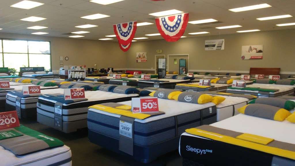 Mattress Firm Fairfield | 1370 Holiday Ln Ste 2, Fairfield, CA 94533, USA | Phone: (707) 426-5474