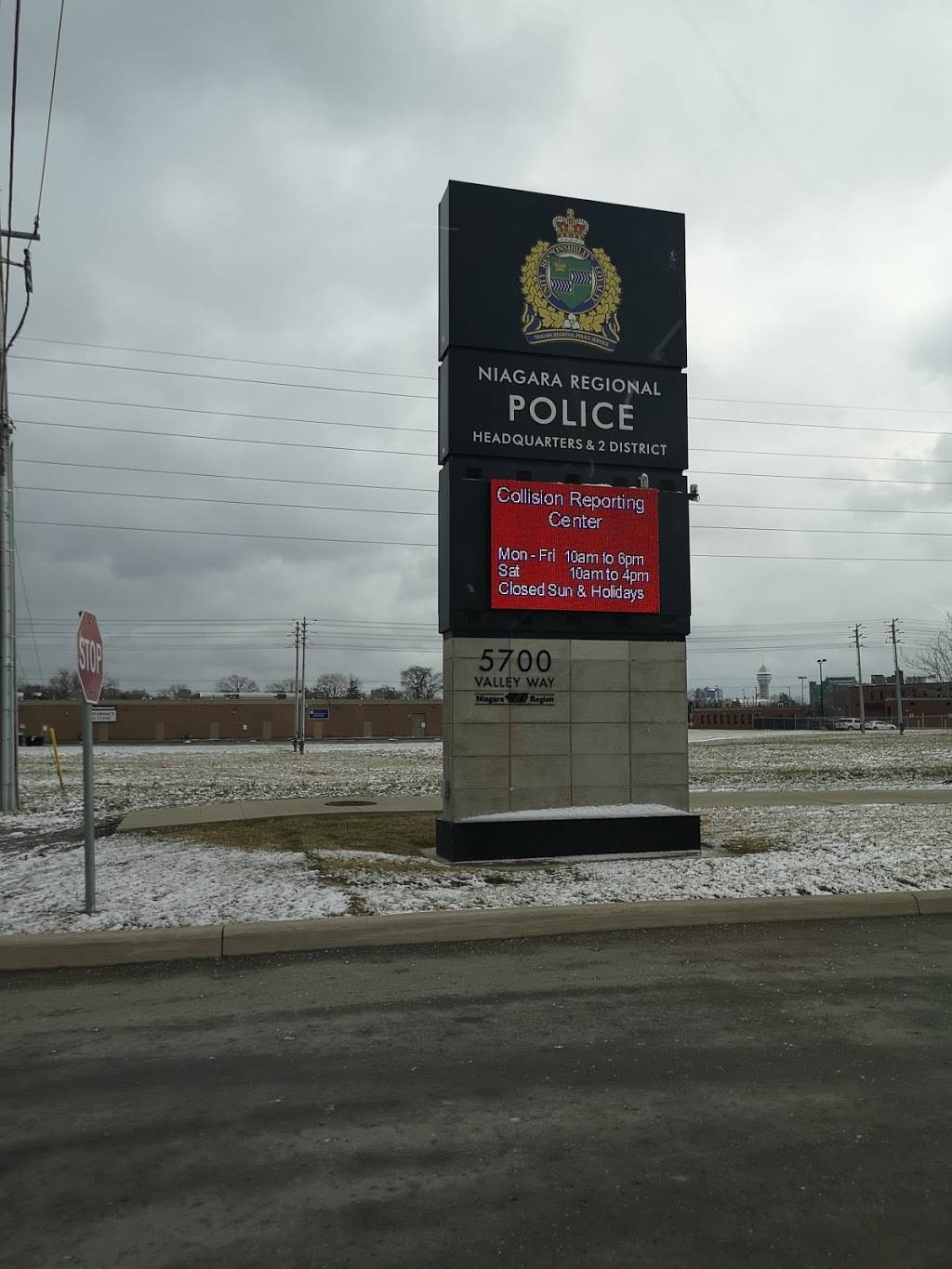 Niagara Regional Police - 2 District | 5700 Valley Way, Niagara Falls, ON L2E 1X8, Canada | Phone: (905) 688-4111 ext. 2200