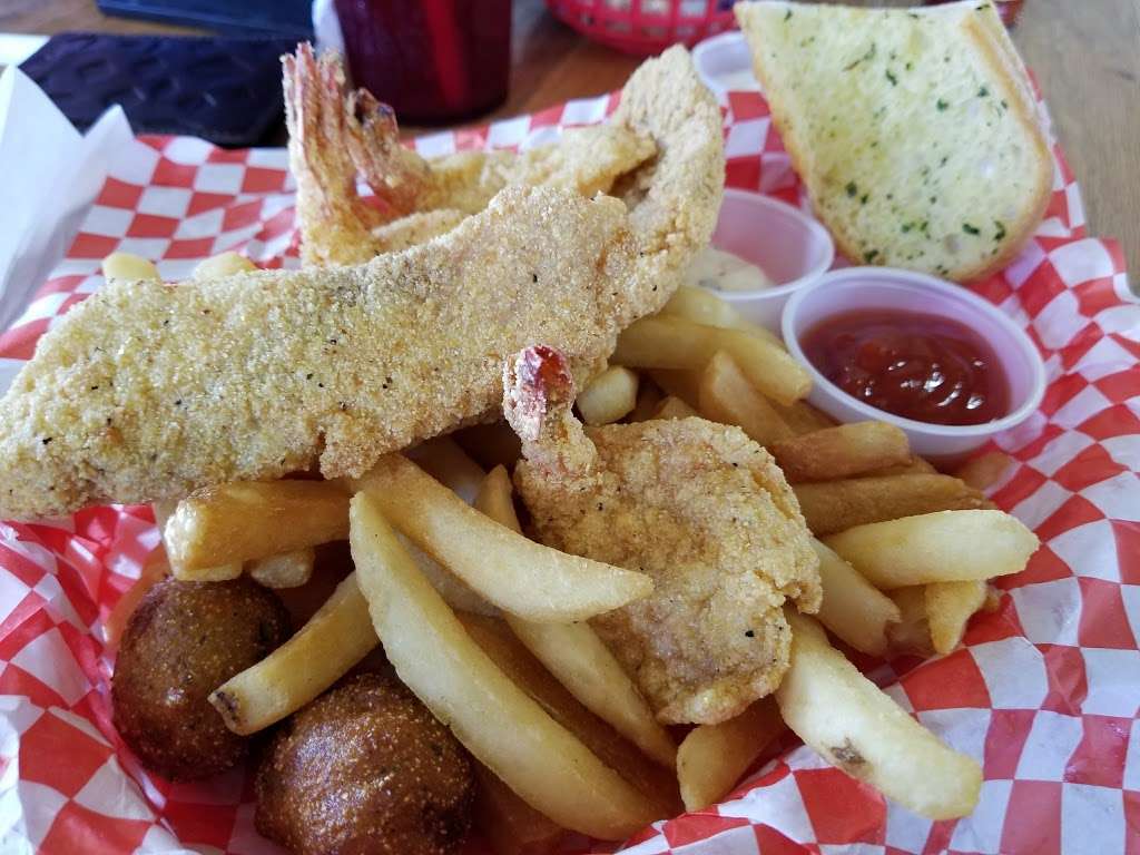 Capt. Bennys Seafood | 222 W Rankin Rd, Houston, TX 77090, USA | Phone: (281) 876-2533