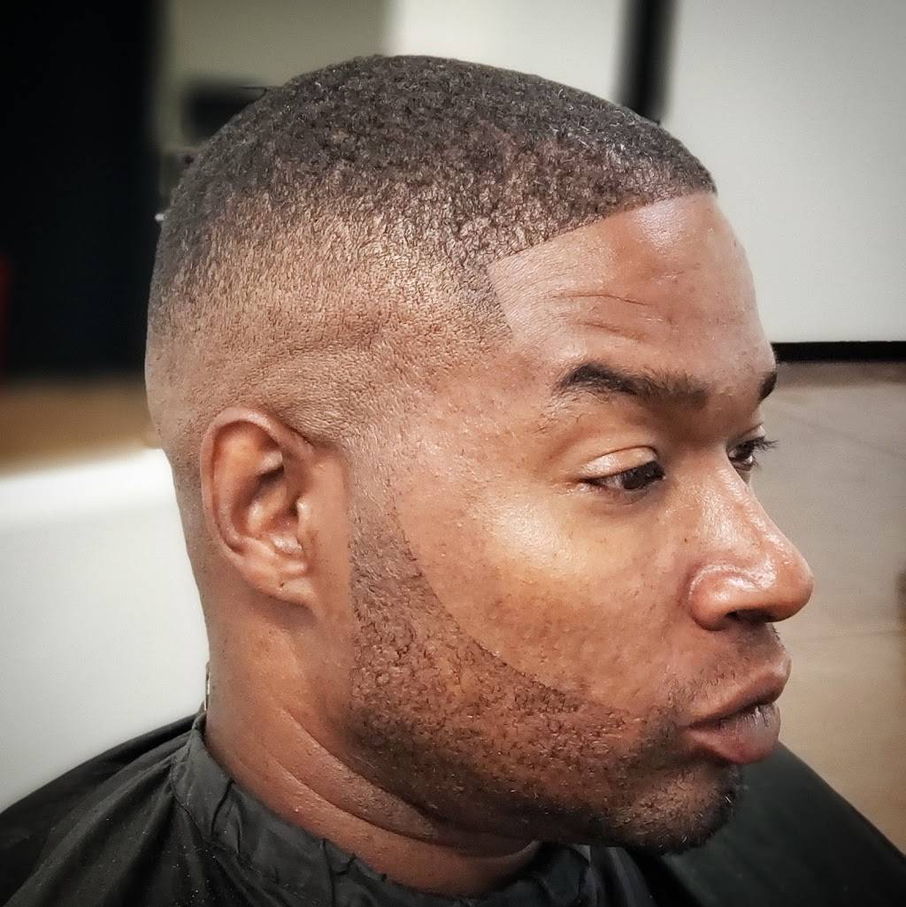 Evelinas Barbershop | 1596 W Orange Blossom Trail, Apopka, FL 32712, USA | Phone: (321) 662-3367