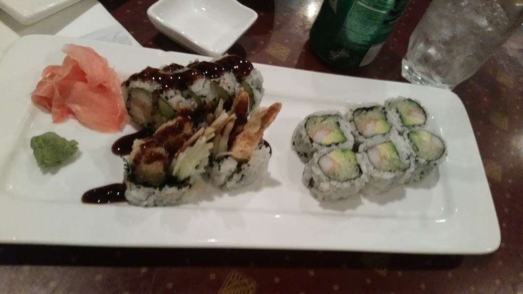 Sushi Fu | 400 Minnisink Rd, Totowa, NJ 07512 | Phone: (973) 812-8488