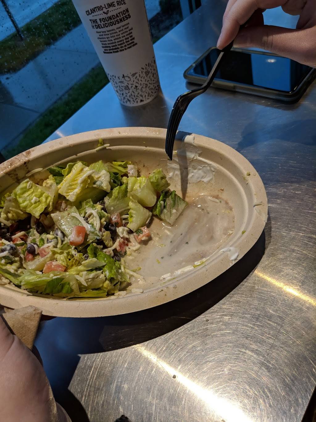 Chipotle Mexican Grill | 3725 Paxton Ave, Cincinnati, OH 45209, USA | Phone: (513) 631-3800