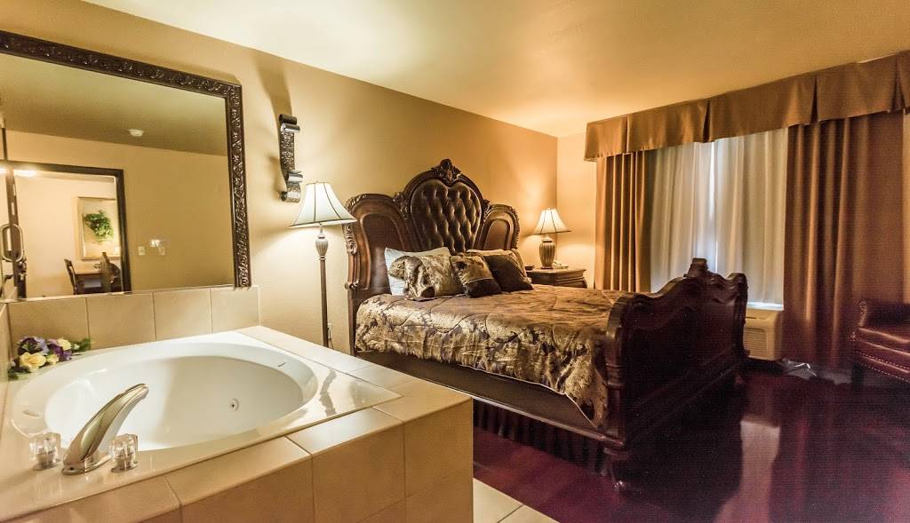 Lakeshore Hotel & Suites | 12800 N Saguaro Blvd, Fountain Hills, AZ 85268, USA | Phone: (480) 837-6565
