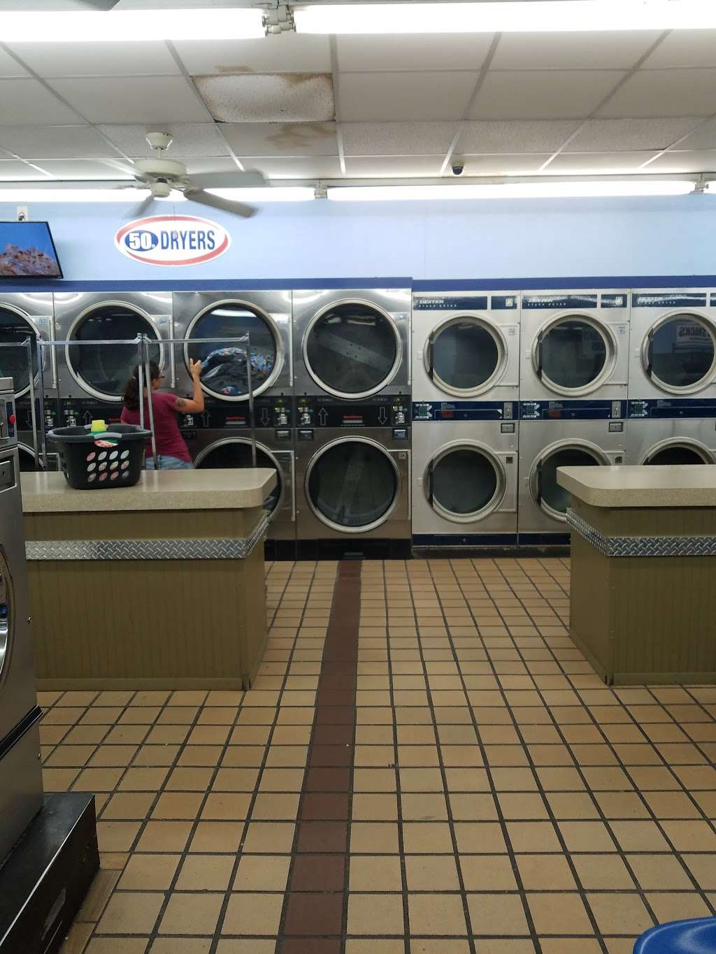 Wash World Coin Laundry | 1799 E Hinson Ave, Haines City, FL 33845, USA | Phone: (863) 547-9829