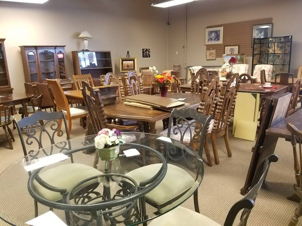 Hand MeUps 9717 Q St, Omaha, NE 68127