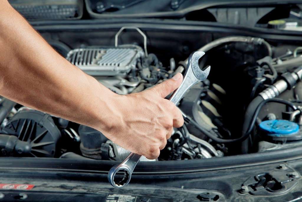 Chesterton Auto Repair | 1210 US-30, Valparaiso, IN 46385 | Phone: (219) 926-1552