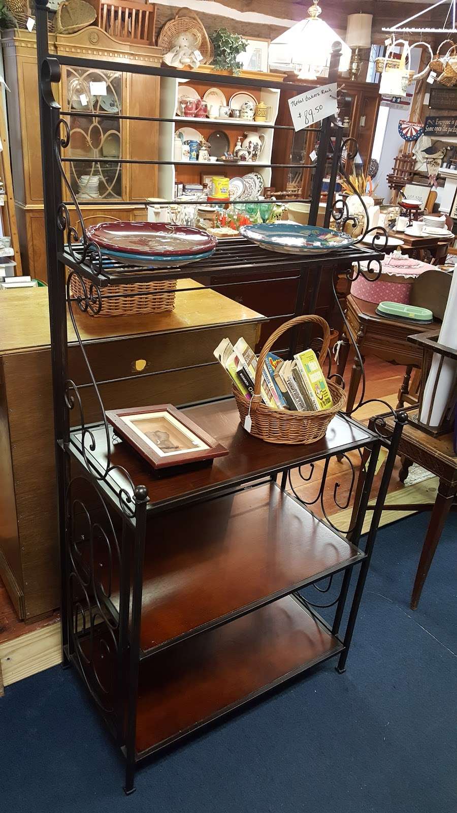 Slindys New and Used Treasures | 10028 James Monroe Hwy, Culpeper, VA 22701, USA | Phone: (540) 825-7799