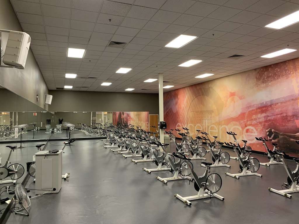 LA Fitness | 5901 NJ-42, Turnersville, NJ 08012, USA | Phone: (856) 401-9688