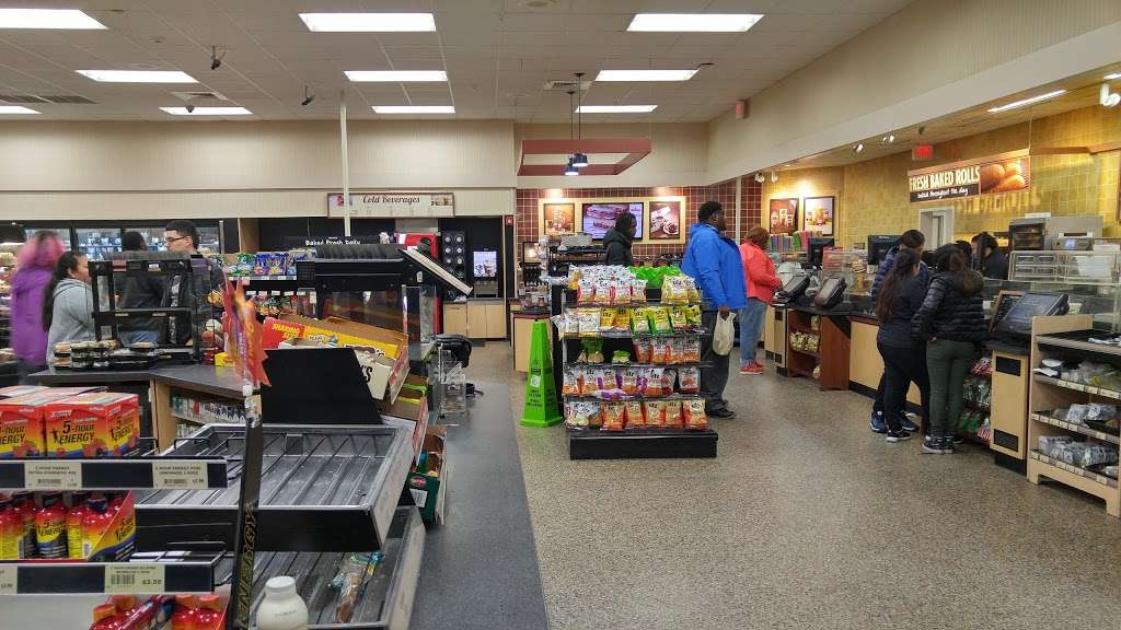 Wawa | 1401 Hampton Park Blvd, Walker Mill, MD 20743, USA | Phone: (301) 336-1704