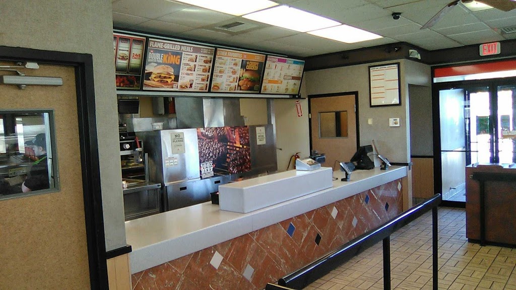 Burger King | 715 E Highland Ave, St Joseph, MO 64505, USA | Phone: (816) 676-2131