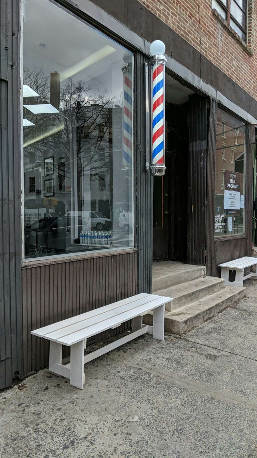 West Village Barber Shop | 131 Christopher St, New York, NY 10014, USA | Phone: (212) 243-3686