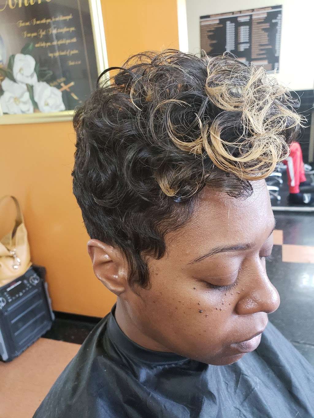 Hair Xtacee | 9912 Roosevelt Rd, Westchester, IL 60154 | Phone: (708) 865-9822