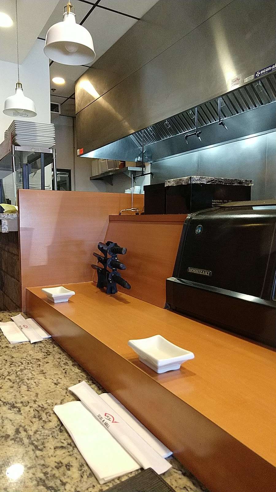 Ika Sushi & Grill | 2322 Proctor Valley Rd, Chula Vista, CA 91914, USA | Phone: (619) 941-2133