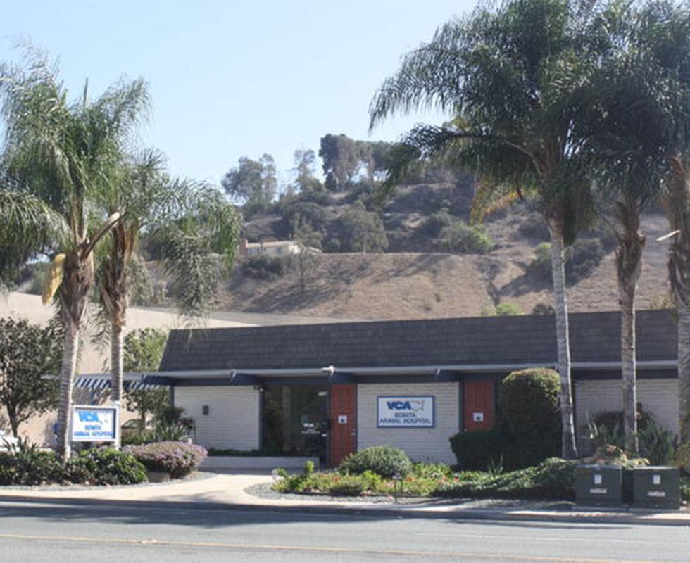 VCA Bonita Animal Hospital | 3438 Bonita Rd, Chula Vista, CA 91910, USA | Phone: (619) 427-2233