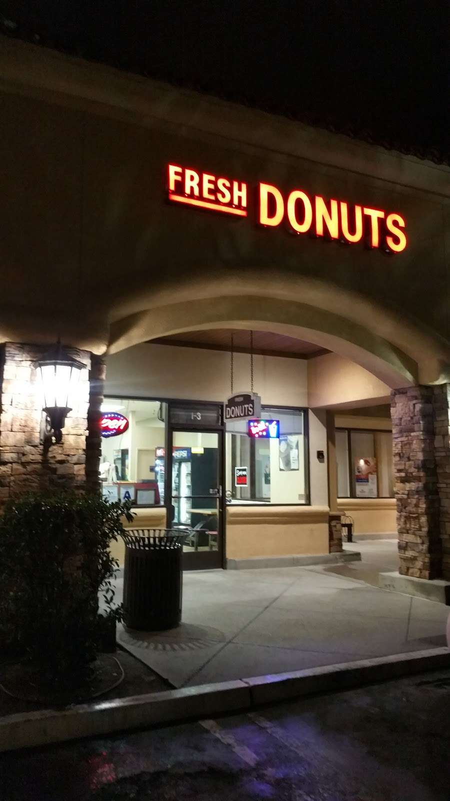 Fresh Donuts | 12625 Frederick St # I3, Moreno Valley, CA 92553, USA | Phone: (951) 656-5080