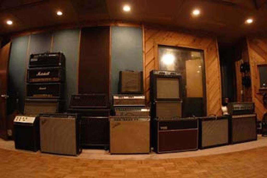 Sound Arts Recording Studio | 8377 Westview Dr, Houston, TX 77055, USA | Phone: (713) 464-4653