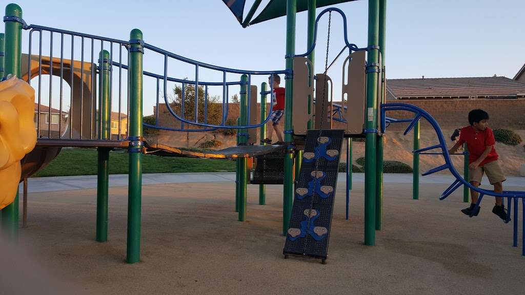 Malibu Park | 13157 Muscatel St, Hesperia, CA 92344, USA | Phone: (760) 244-5488