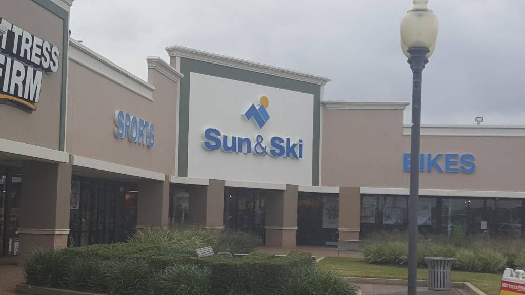 Sun & Ski Sports | 11170 N Central Expy #100, Dallas, TX 75243, USA | Phone: (214) 442-7007