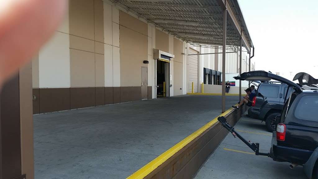 Tire Rack | 9690 E 40th Ave, Denver, CO 80238, USA | Phone: (800) 461-5527