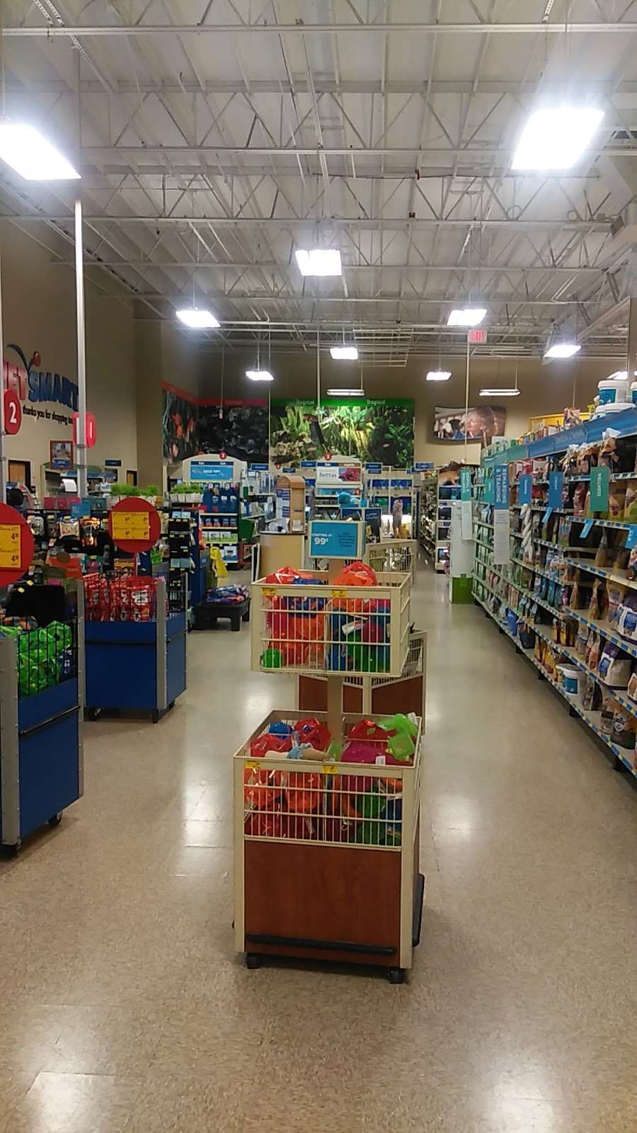 PetSmart | 286 W Lake Mead Pkwy, Henderson, NV 89015, USA | Phone: (702) 558-9326