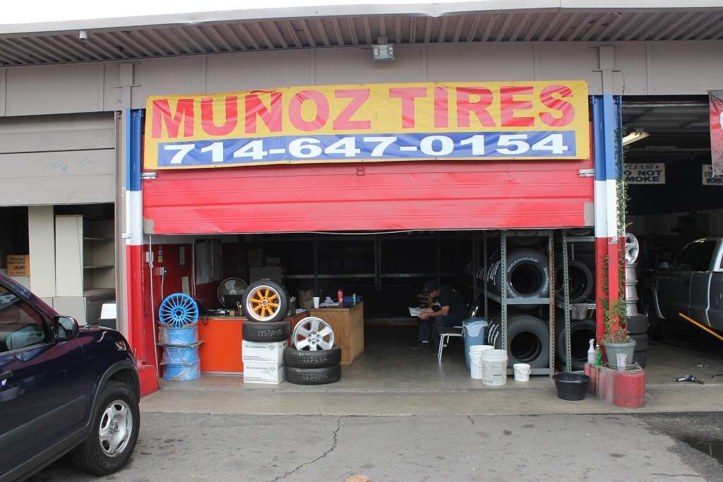 Muñoz Tires Service | 1111 E 4th St, Santa Ana, CA 92701, USA | Phone: (714) 647-0154