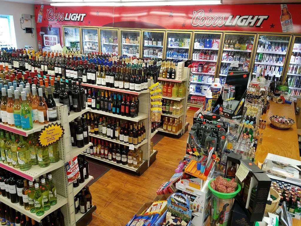 Merrimack Liquor | 439 Merrimack Ave, Dracut, MA 01826, USA | Phone: (978) 453-3433