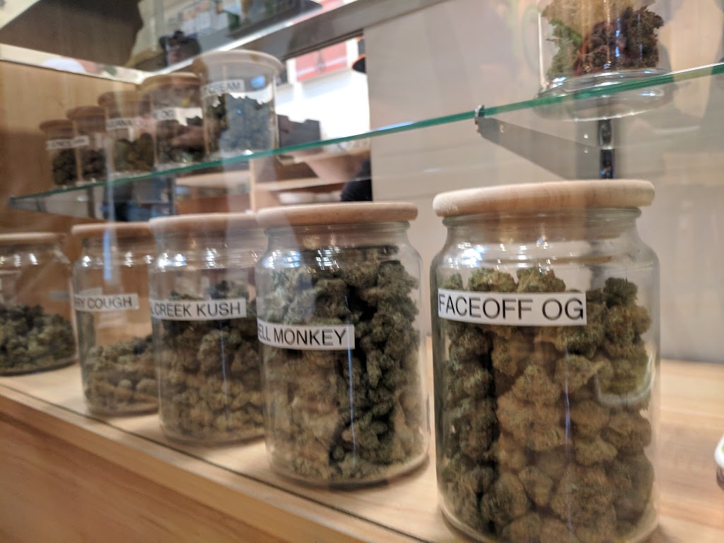 Verde Natural Recreational Weed Dispensary | 5101 E Colfax Ave, Denver, CO 80220, United States | Phone: (720) 575-1958