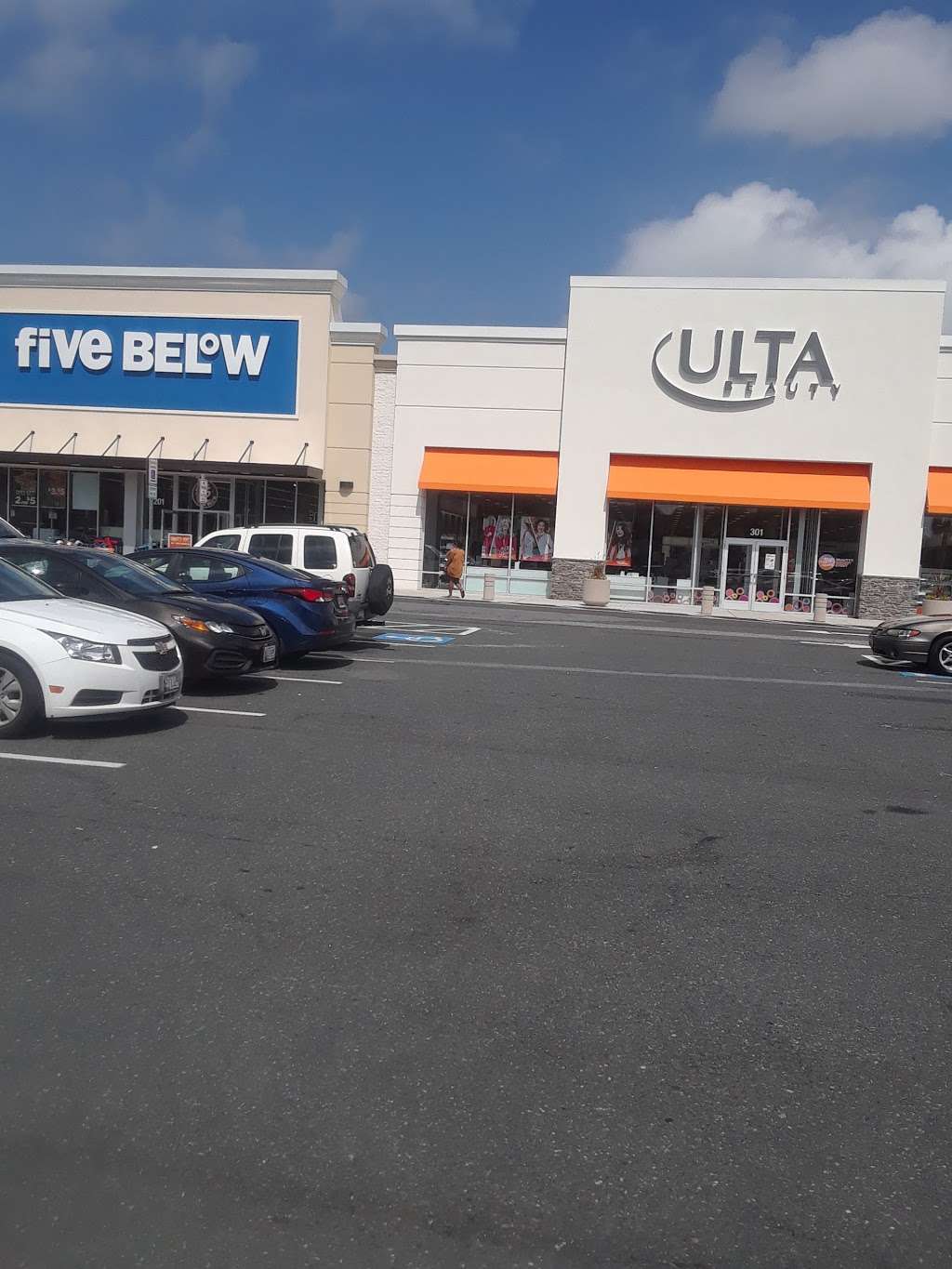 Five Below | 803 Goucher Blvd, Towson, MD 21204, USA | Phone: (410) 825-0413