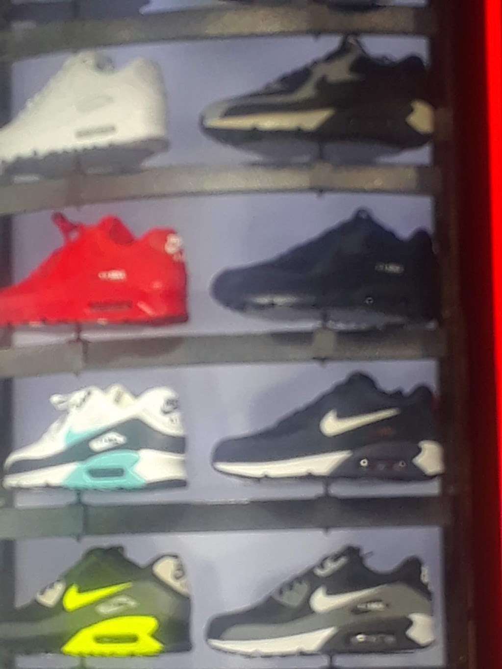 Magic Sneakers of Jersey City | 2831 John F. Kennedy Blvd, Jersey City, NJ 07306, USA | Phone: (201) 333-3326