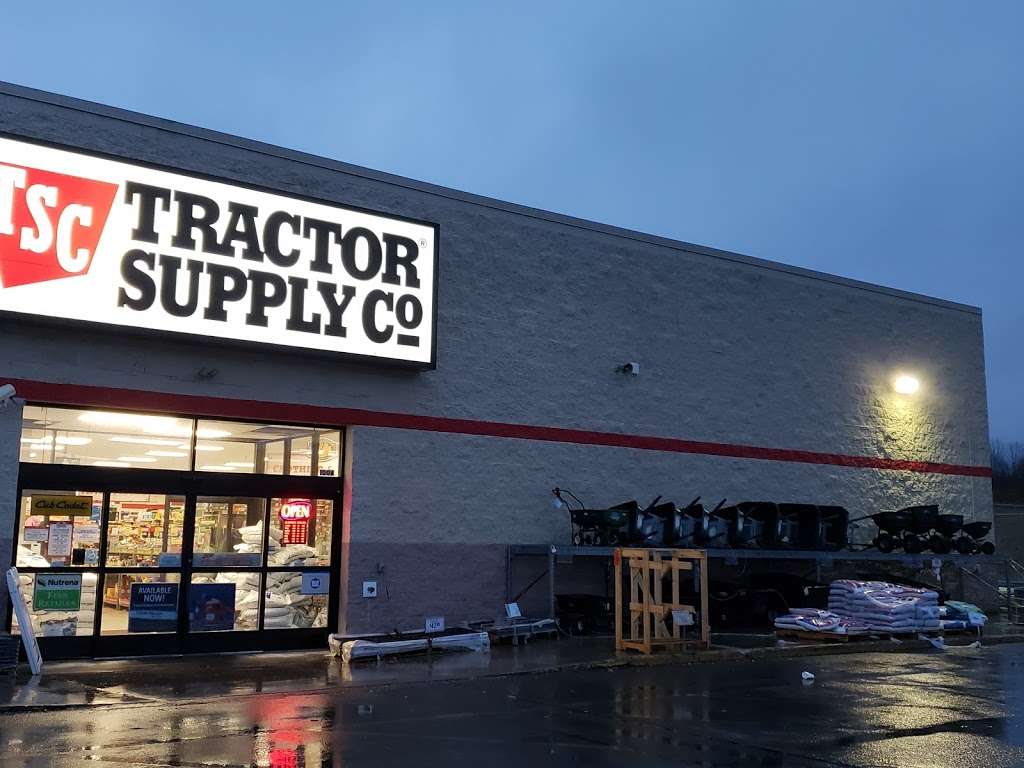 Tractor Supply Co. | 454 Hamlin Hwy Ste 100A, Lake Ariel, PA 18436, USA | Phone: (570) 689-7990