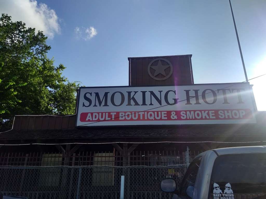 Smoking Hott | 5125 North Freeway, #A, Houston, TX 77022 | Phone: (832) 433-7622